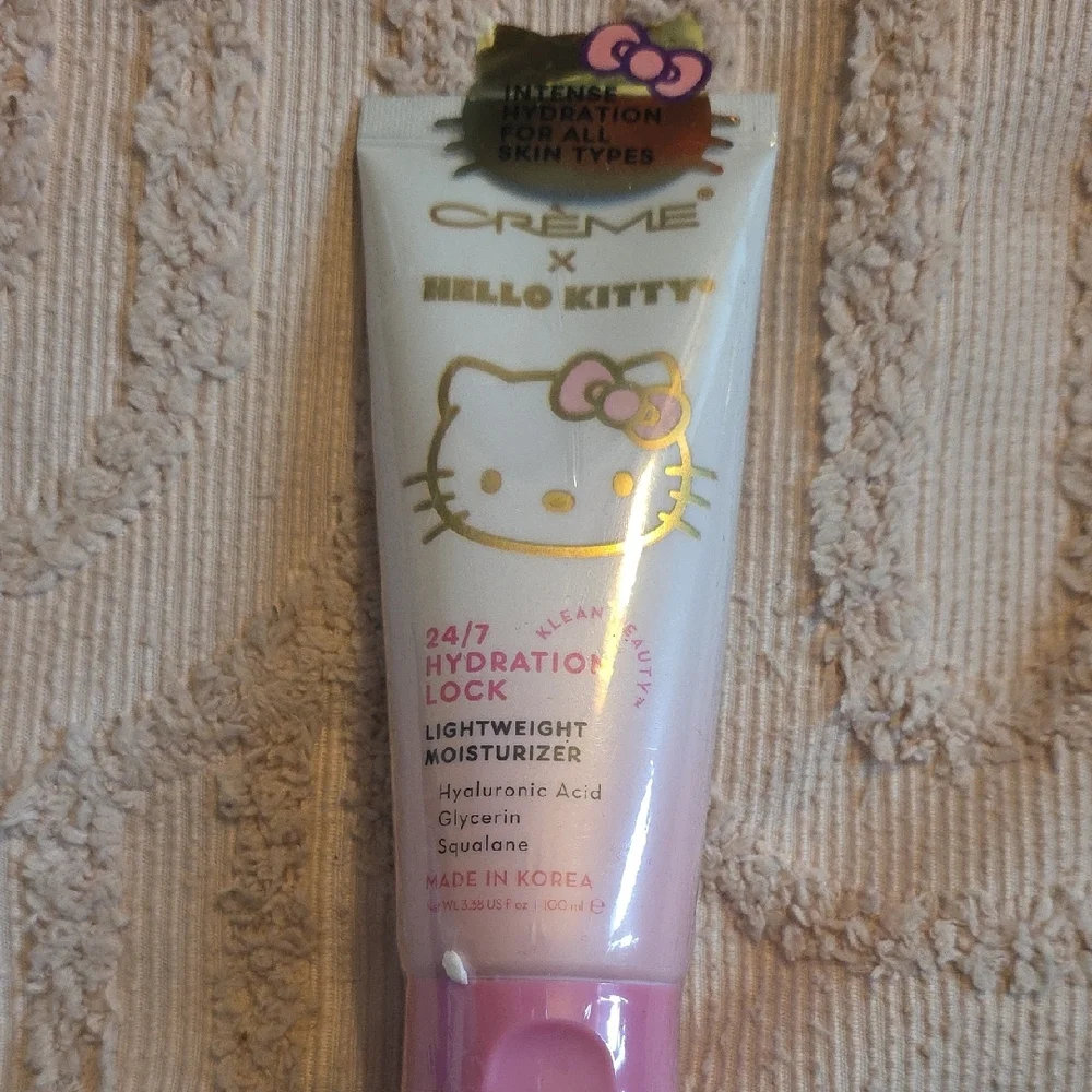 Creme‎ And Hello Kitty Lightweight Moisturizer Set Of 3, New